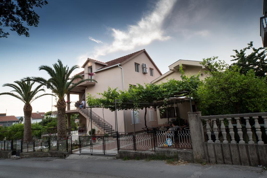 Apartments Pavicevic ティヴァト 部屋 写真
