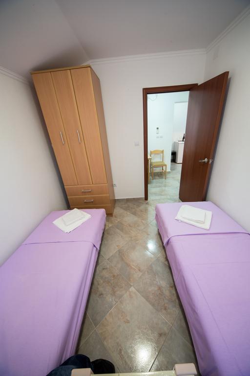 Apartments Pavicevic ティヴァト 部屋 写真
