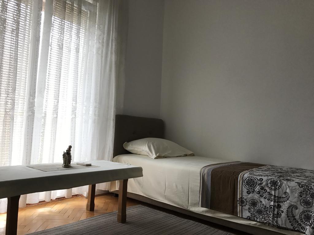 Apartments Pavicevic ティヴァト エクステリア 写真