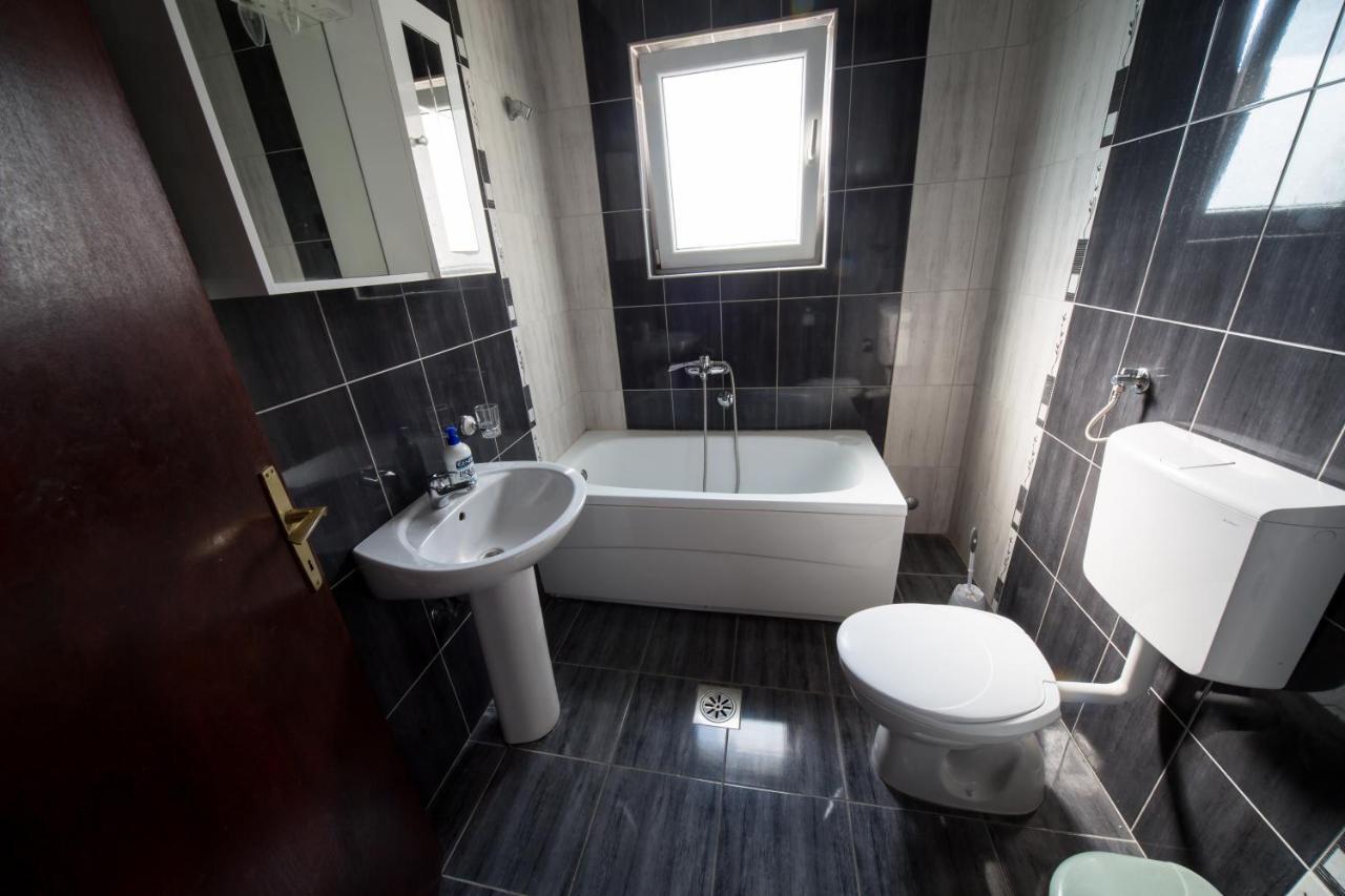 Apartments Pavicevic ティヴァト 部屋 写真