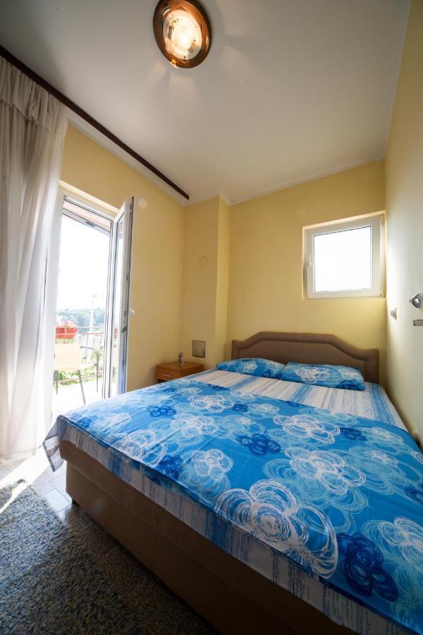 Apartments Pavicevic ティヴァト 部屋 写真