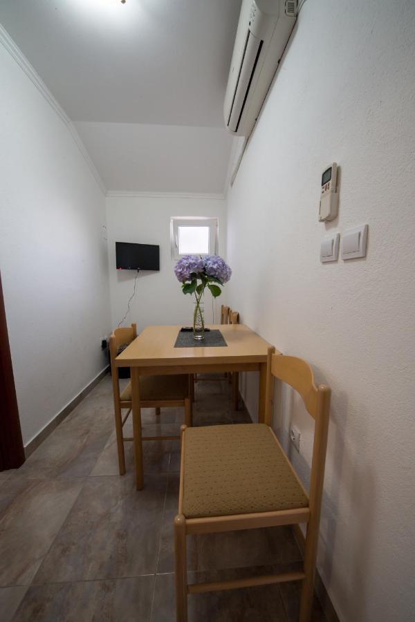 Apartments Pavicevic ティヴァト 部屋 写真